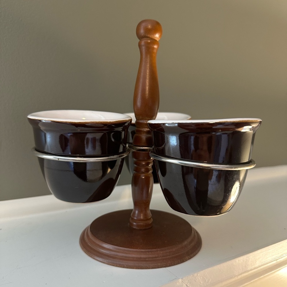 Vintage 3 cup condiment or snack holder